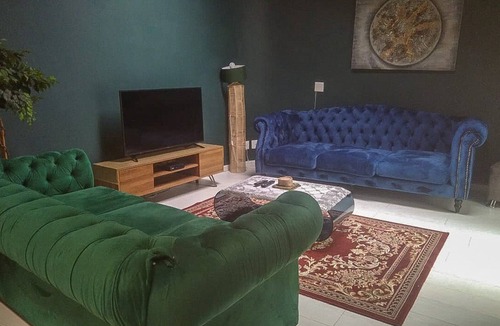 Greater Johannesburg Metropolitan Area House | Modern & Spacious 4 Bed, Home in Heart of Sandton!