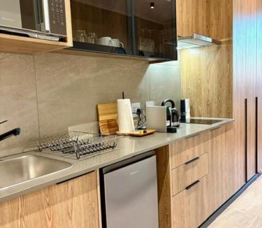 Menlyn Apartment | Modern Studio in Menlyn Maine