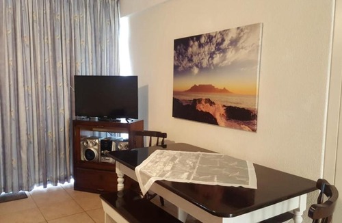 Strand Apartment | Monaco Gardens, Strand