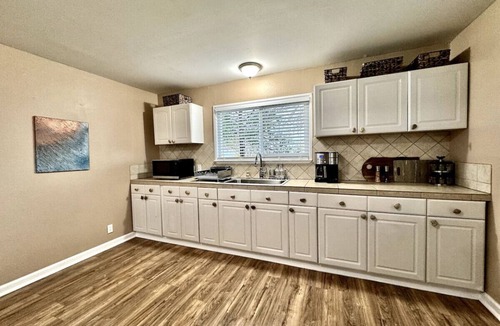 Fair Play House | Monarch Trails · Wine Country Retreat