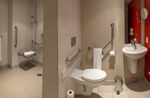 O.R. Tambo Hotel | Mondior at Emperors Palace