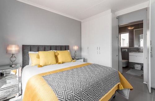 West Beach Apartment | Mont Serrat