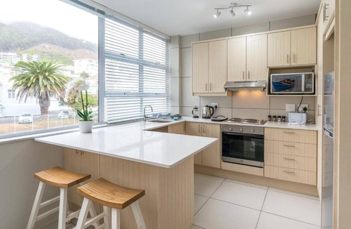 Three Anchor Bay Apartment | Montclaire 30B