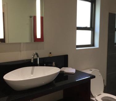 Somerset West House | Montrose Guesthouse