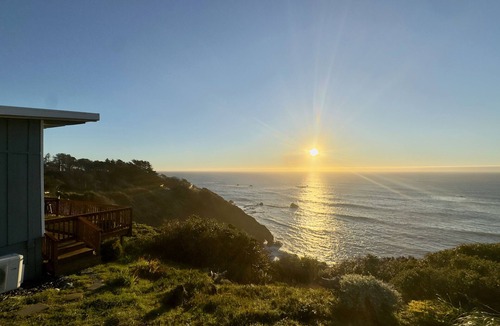 Gualala House | Moon Star Retreat Ocean Front 2 Hot Tubs | Gualala