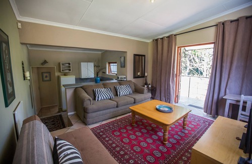 Greater Johannesburg Metropolitan Area Cottage | Moonflower Cottages