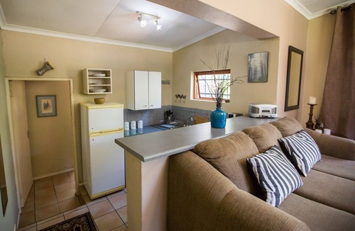 Greater Johannesburg Metropolitan Area Cottage | Moonflower Cottages