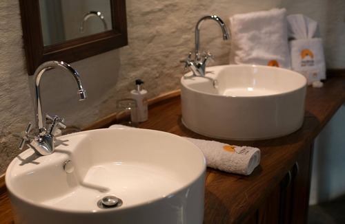 Weipe Cabin | Mopane Bush Lodge