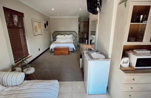 Wilderness Beach House | Moquini House Wilderness
