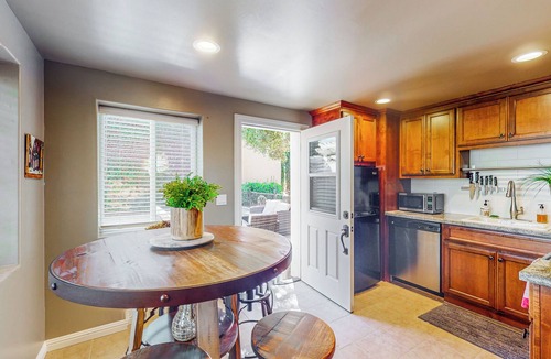 Morgan Hill House | Morgan Hill Couple's Gem: 'Villa in the Vineyards'