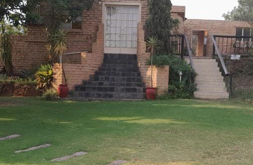 Hartswater House | morning sun guesthouse