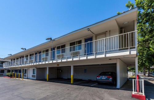 Central Sacramento Hotel | Motel 6 Sacramento, Ca - Downtown