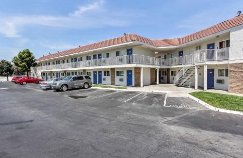North San Jose Hotel | Motel 6-San Jose, CA - Airport