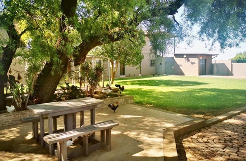 Bloemfontein House | Motel ∙ 76 guests
