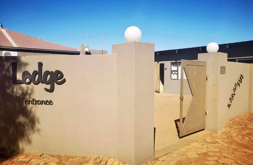 Bloemfontein House | Motel ∙ 76 guests