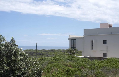 Myoli Beach House | Motel ∙ 8 guests