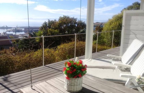 Simon's Town House | Motel ∙ 8 guests
