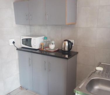 Elundini Bed & Breakfast | Motho ke wena BnB