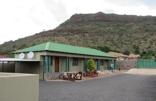 Kareeberg Apartment | Motse River Lodge R37 Road