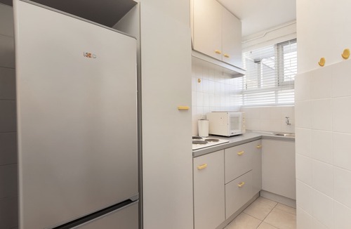 Mouille Point Apartment | Mouille Grange 108 - Studio Apartment, Sleeps 2