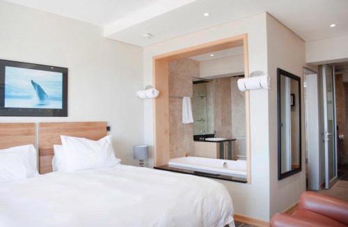 Mouille Point Apartment | Mouille Point Apartments