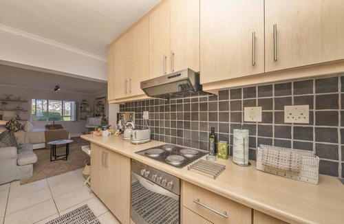Mouille Point Apartment | Mouille Point Studio including welcome basket