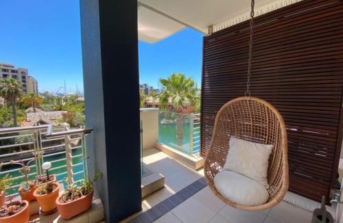 Victoria and Alfred Waterfront Apartment | Mountain Marina Luxury Apartments