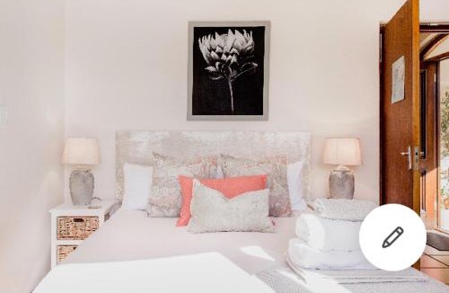 Hout Bay House | Mountain Peaks