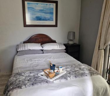 Eikenbosch Apartment | Mountain Rose Cottage