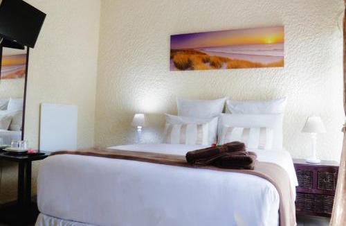 Farrarmere Bed & Breakfast | Moye Guest House