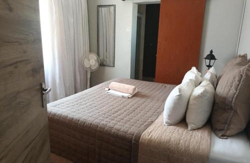 Matjhabeng House | Mrakes Guesthouse