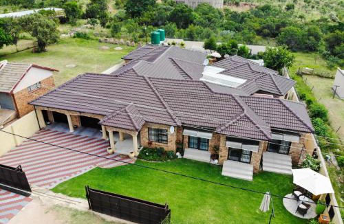 KwaMhlanga House | Mrhali Boutique Guest House