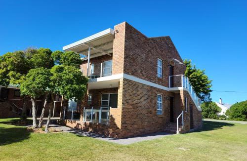 Still Bay Apartment | Muir Holiday Apartments