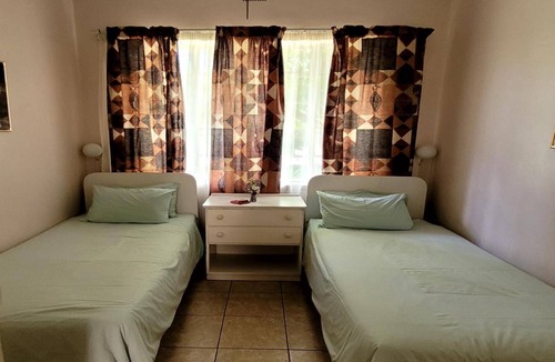 Badplaas Cabin | Mumo Lodge