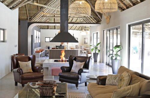 Beestekraal Cabin | Mziki Safari Lodge