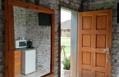 Hartswater Bed & Breakfast | N18 Chalets