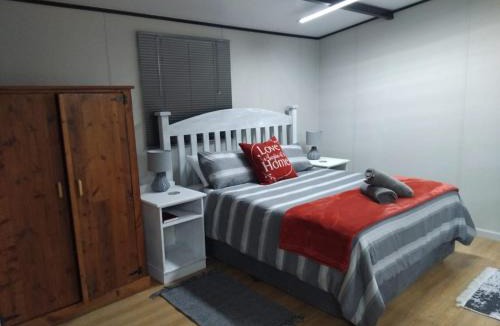 Storms River Apartment | Nadine's Self-Catering - Freedom