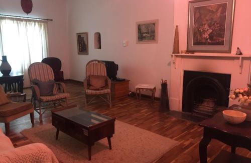 Nieu-Bethesda House | Nagenoeg