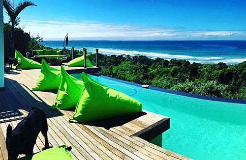 Trafalgar House | Nakai Beach