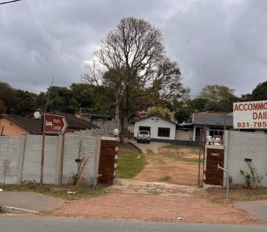 New Germany House | Nathi Lodge - 26 Berkshire Drive New Germany