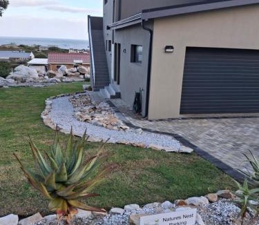 Betty's Bay Apartment | Nature's Nest