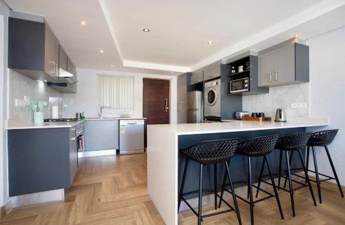 Mossel Bay Apartment | Nautica 410 by Mountain City Investments