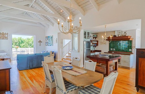 Voelklip House | Nautilus on Grotto Beach | Sparkling pool