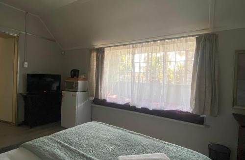 Emalahleni House | Ndzuti Guest House