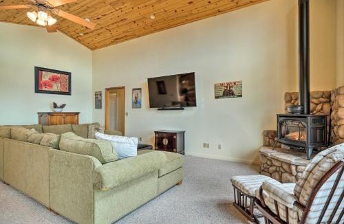 Mi-Wuk Village House | Near Hiking: Home w/Deck in Twain Harte!