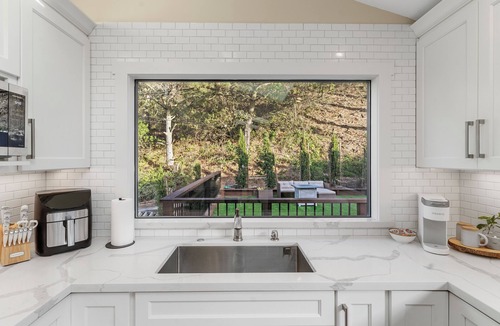San Bruno House | Near SFO! Clean & Spacious Hot Tub w/Stunning Views