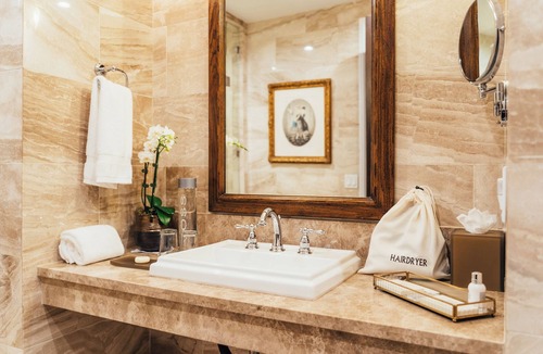 Lower Pacific Heights House | Neighbourgood Sutter Mansion