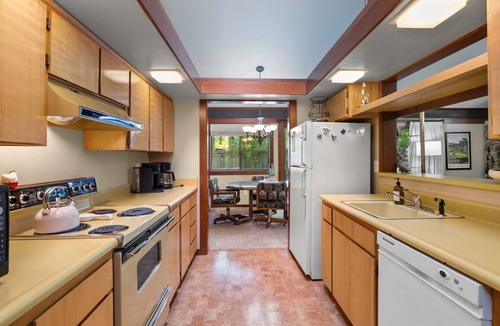 Graeagle Apartment | Nestled in the heart of Graeagle Meadows, Private Fenced Yard, Sleeps 6