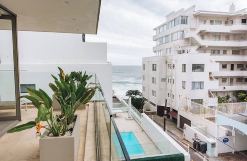 Sea Point Promenade Villa | NEW! Bantry Bay Luxurious Villa 50m from the sea
