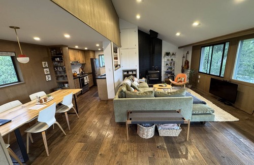 Bear Valley Apartment | NEW LISTING! Stunning! Enjoy the best views in all of Bear Valley when you stay at this unique property (Home 346) by RedAwning